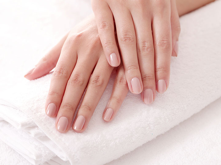 334-734-1323--Bar-Nail-Spa--No.02